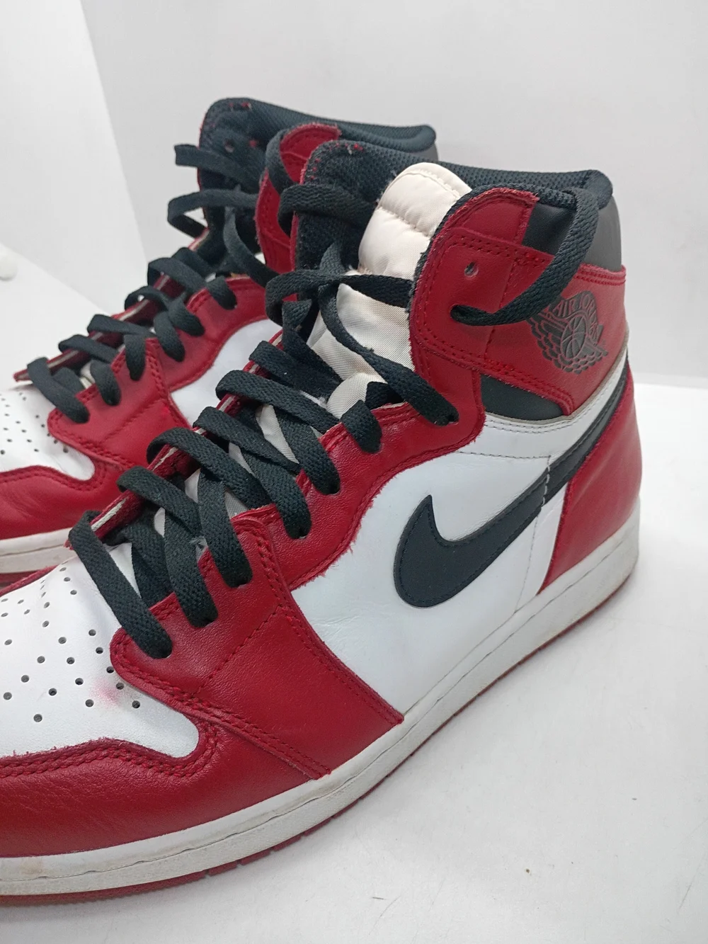Jordan Men’s Red, White & Black High-Top Basketball Sneakers